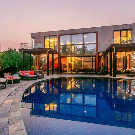 Stayvista At Pranaam The Luxury Collection Алибаг Екстериор снимка